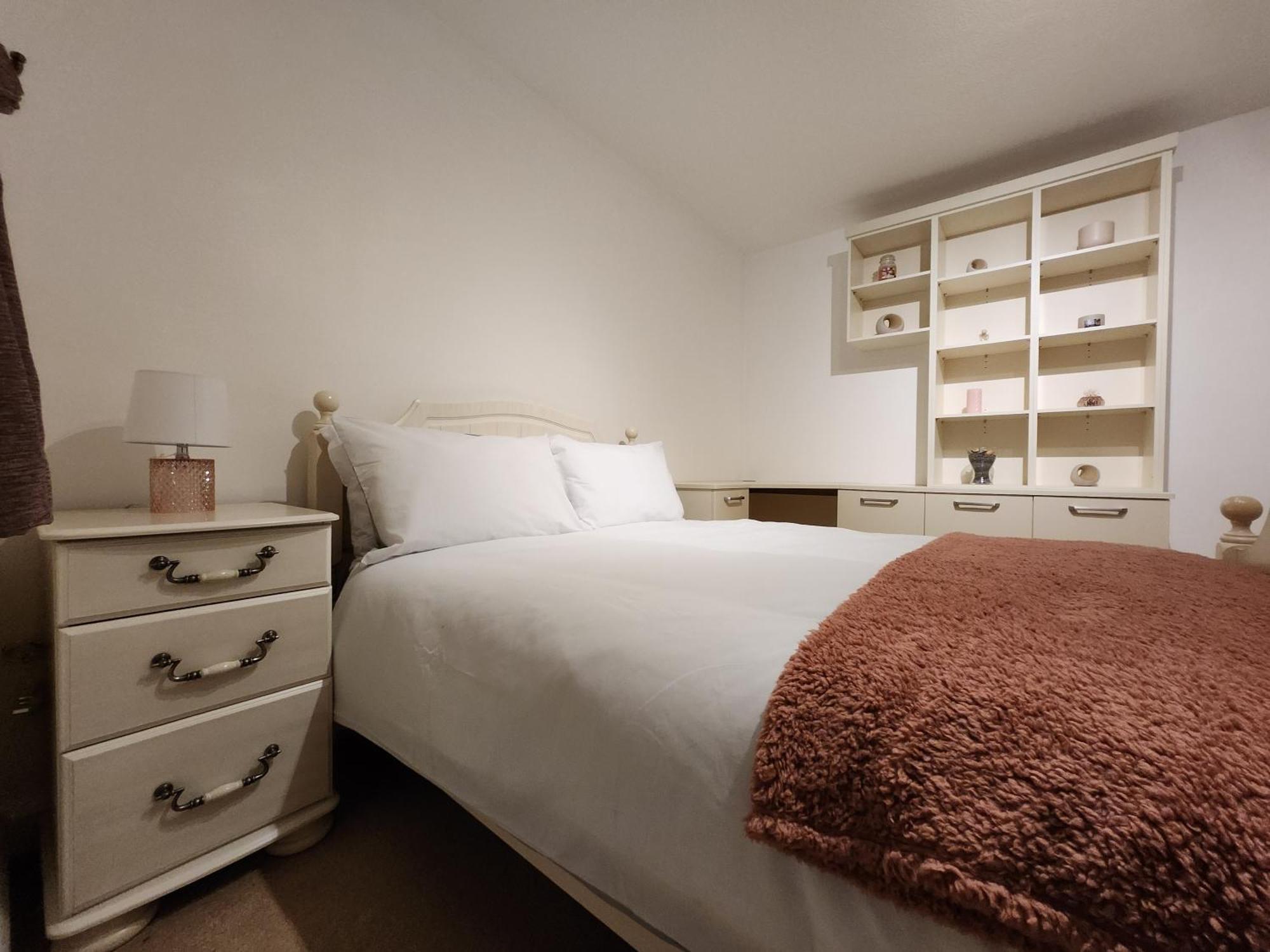 Elmdon House With 4 Spacious Bedrooms To Choose Birmingam Exterior foto